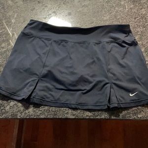 Nike Tennis Skort (skirt with attached shorts) - Navy